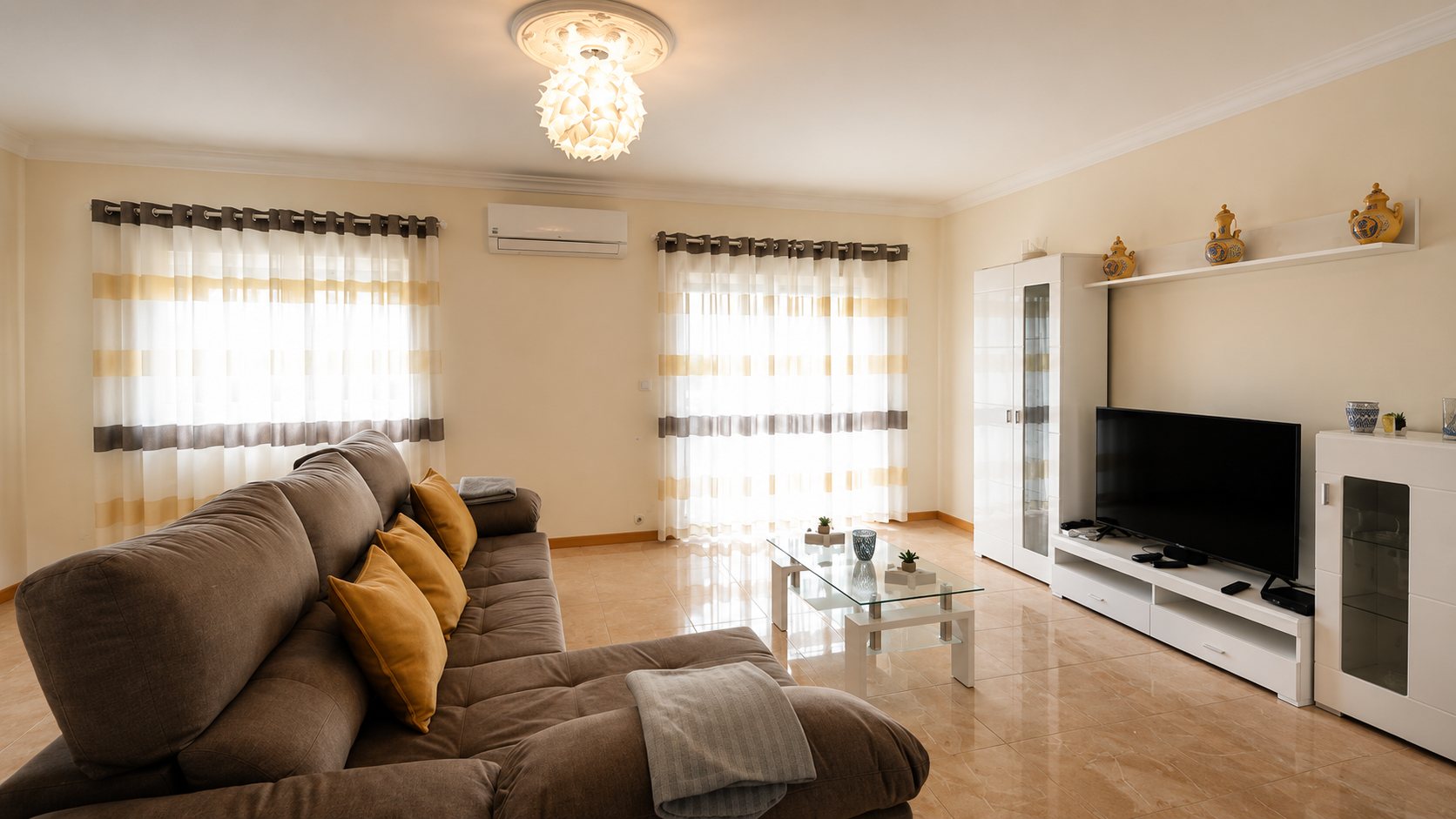 Living room at CM87