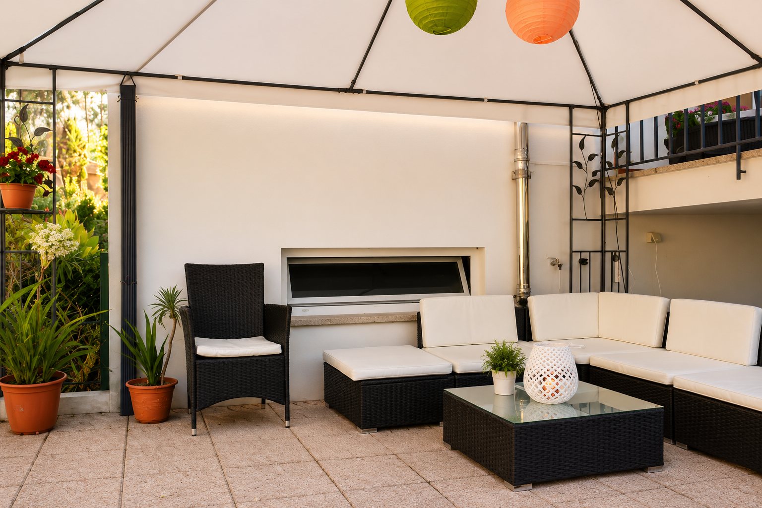 Covered outdoor area at CM89